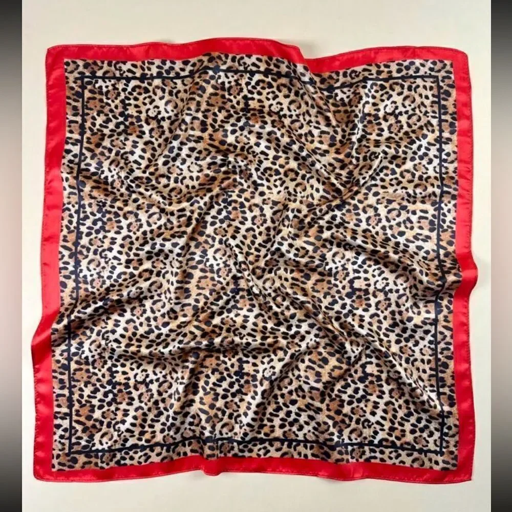 Leopard Print Scarf P30 - Picture 1 of 4
